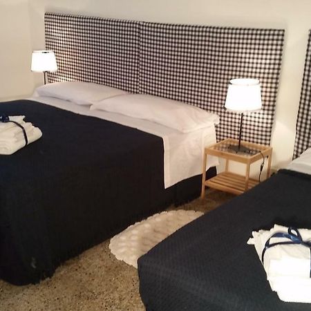 In Vacanza Da Marinella 阿尔本加 外观 照片