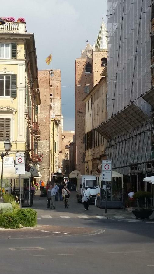 In Vacanza Da Marinella 阿尔本加 外观 照片